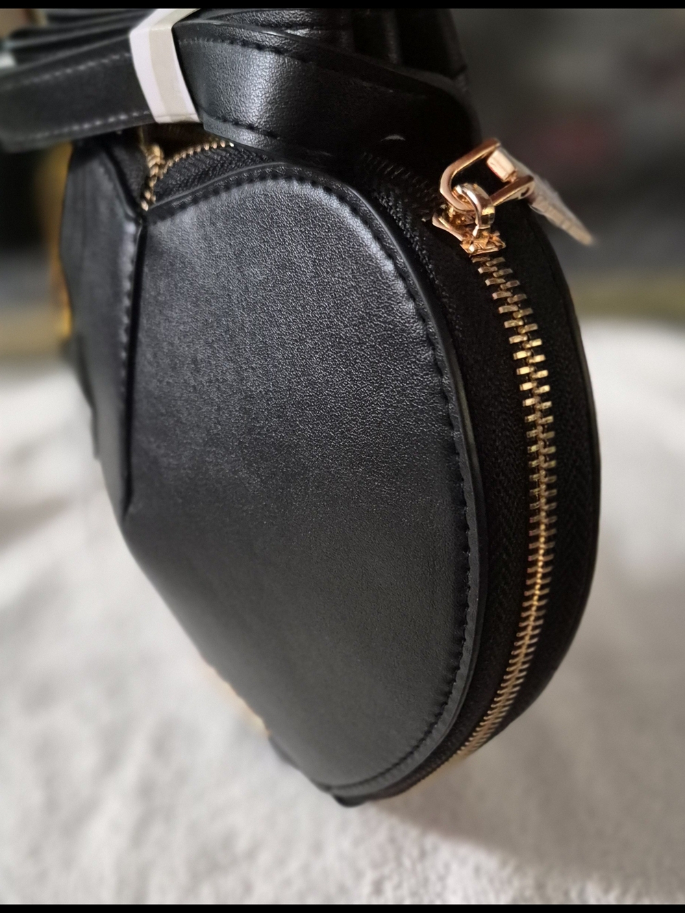 bebe Black Heart Crossbody Bag - Picture 2 of 7